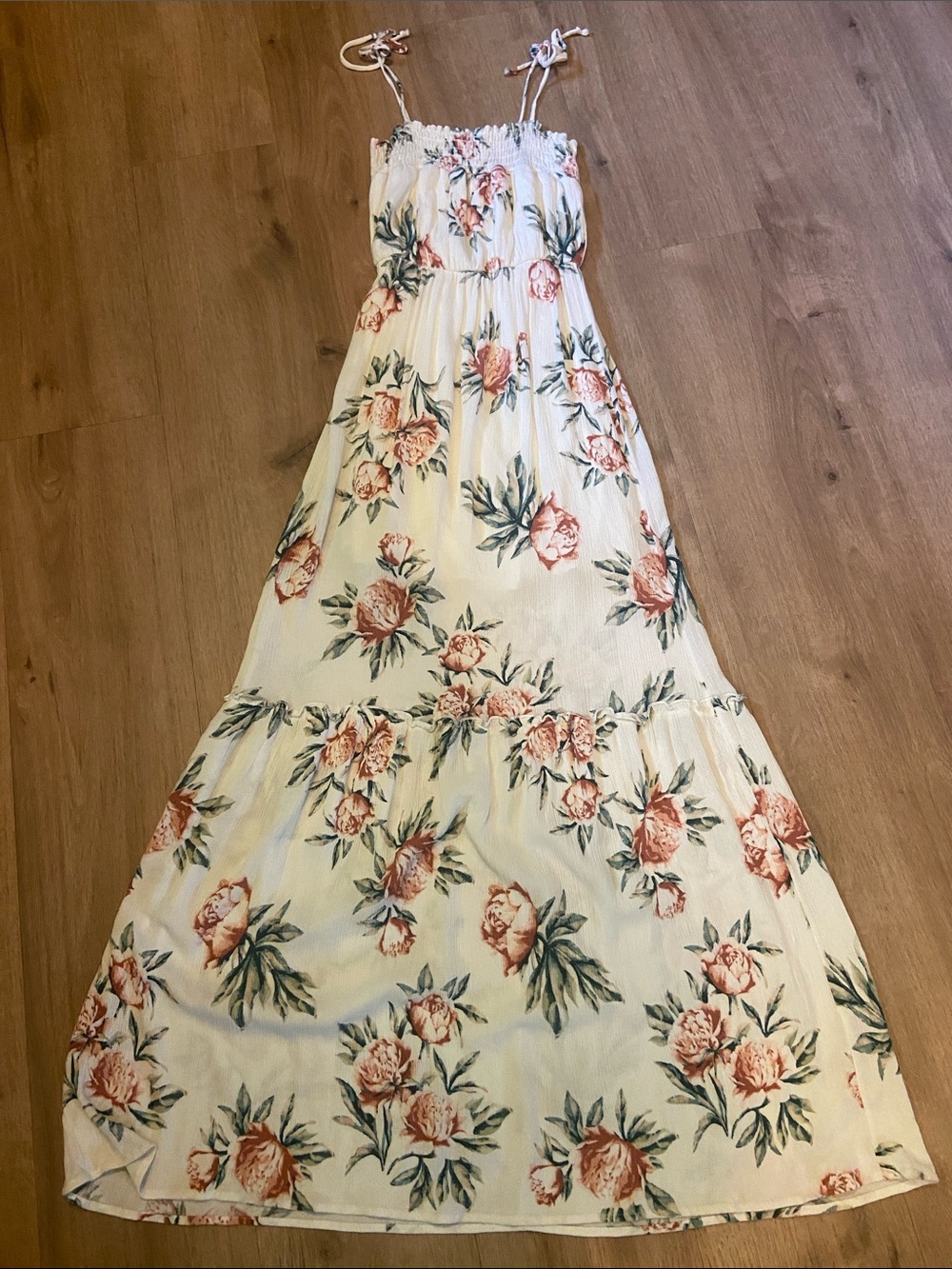Dee‎ Elly Floral Smocked Tie-Strap Tiered Maxi Dress Size Small Garden Party